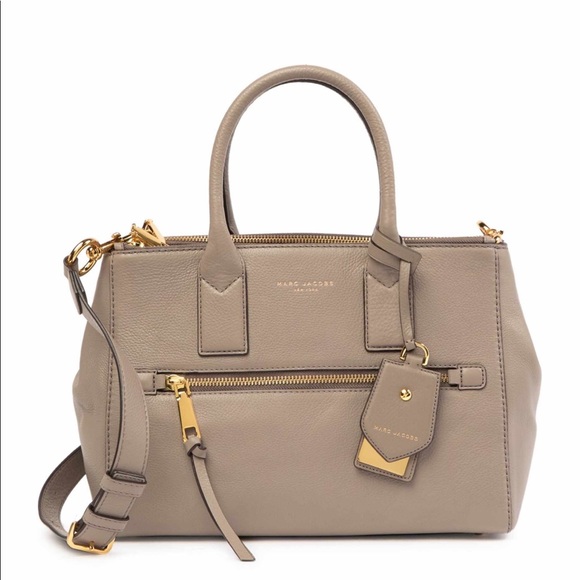 Marc Jacobs Handbags - FINAL Brand New Marc Jacobs Leather Tote Bag (NWT)